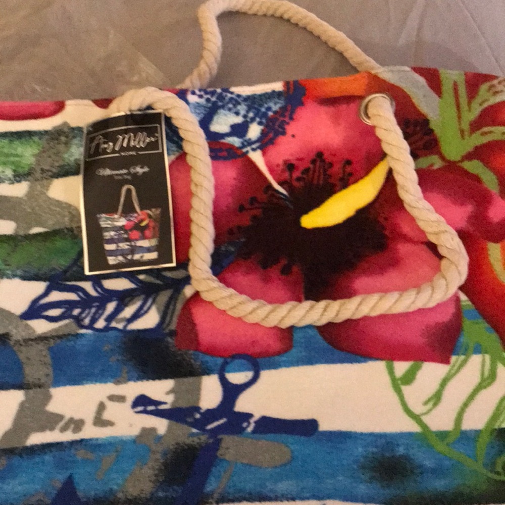 Tote bag